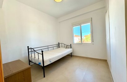 Segunda mano - Apartamento / piso -
Denia - Les Marines - Las Marinas