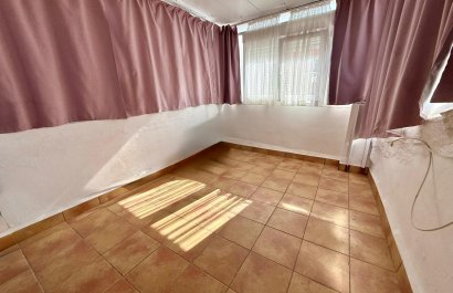 Segunda mano - Casa  -
Piles - Pueblo