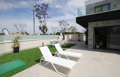 New Build - Chalet independiente -
Pilar de la Horadada