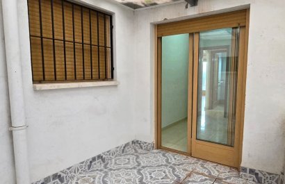 Segunda mano - Apartamento / piso -
Polop