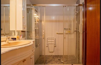 Segunda mano - Apartamento / piso -
Alfas del Pí