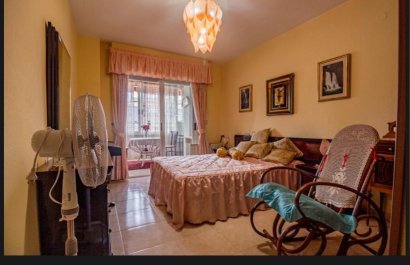 Segunda mano - Apartamento / piso -
Alfas del Pí