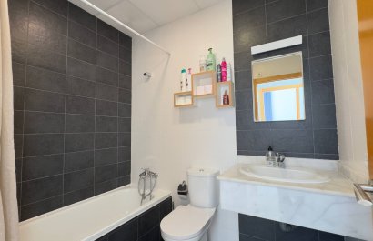 Segunda mano - Apartamento / piso -
Benidorm - Levante