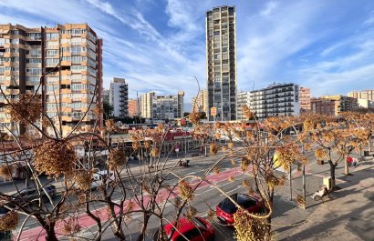 Segunda mano - Apartamento / piso -
Benidorm - Levante