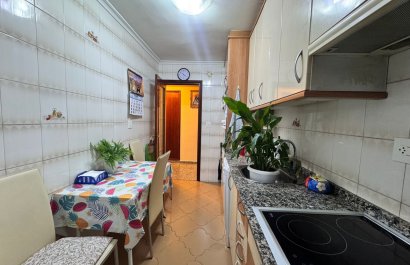 Segunda mano - Apartamento / piso -
Benidorm - Levante