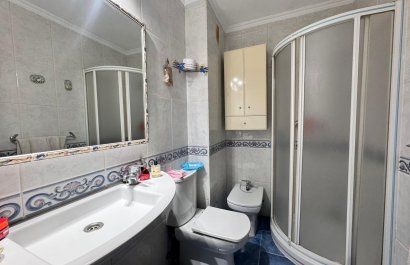 Segunda mano - Apartamento / piso -
Benidorm - Levante