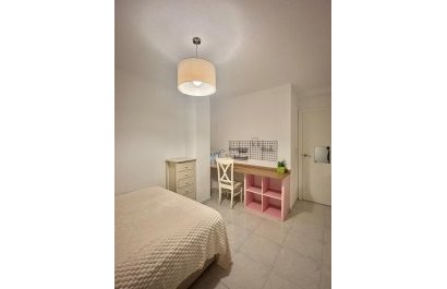 Resale - Apartment / flat -
Altea