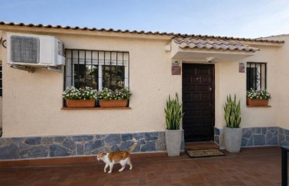 Segunda mano - Apartamento / piso -
Altea