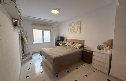 Segunda mano - Apartamento / piso -
Denia - Center