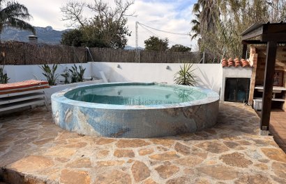 Segunda mano - Chalet independiente -
Denia - Les Marines - Las Marinas