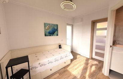 Segunda mano - Chalet independiente -
Denia - Les Marines - Las Marinas