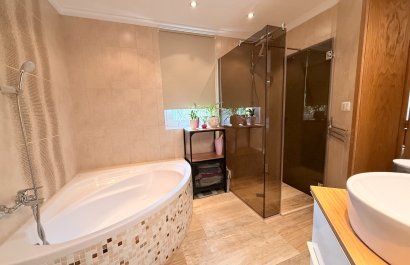 Segunda mano - Chalet independiente -
Denia - Les Marines - Las Marinas