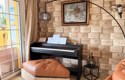 Segunda mano - Chalet independiente -
Denia - Les Marines - Las Marinas