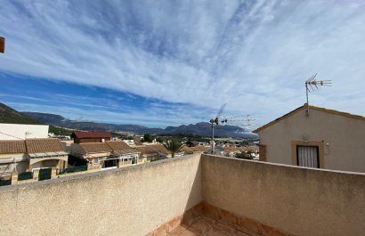 Segunda mano - Chalet independiente -
Polop - Alberca