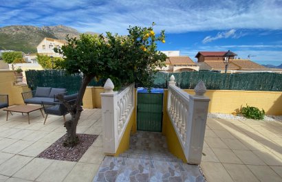 Segunda mano - Chalet independiente -
Polop - Alberca