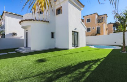 Obra nueva - Villa -
Orihuela Costa - Campoamor