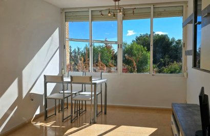 Segunda mano - Apartamento / piso -
Altea
