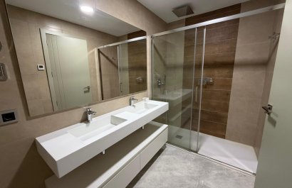 Resale - Apartment / flat -
Benidorm - Zona de Poniente