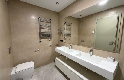 Resale - Apartment / flat -
Benidorm - Zona de Poniente