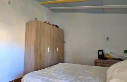 Herverkoop -  -
Callosa De Ensarrià