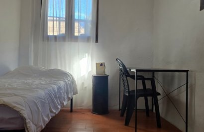 Herverkoop -  -
Callosa De Ensarrià