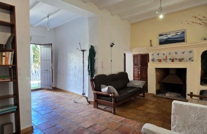 Herverkoop -  -
Callosa De Ensarrià