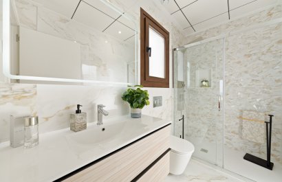 Obra nueva - Villa -
Polop