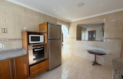 Odsprzedaż / Rynek wtórny - Willa -
Calpe - Zona Playa del Bol - Puerto