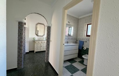 Odsprzedaż / Rynek wtórny - Willa -
Calpe - Zona Playa del Bol - Puerto