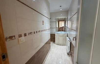 Odsprzedaż / Rynek wtórny - Willa -
Calpe - Zona Playa del Bol - Puerto