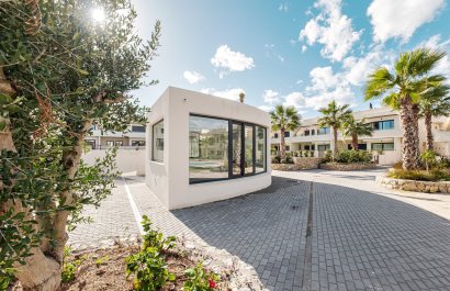 Obra nueva - Adosado -
Torrevieja - El Acequión - Los Náufragos