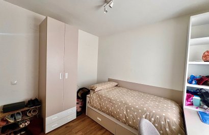 Segunda mano - Apartamento / piso -
Teulada