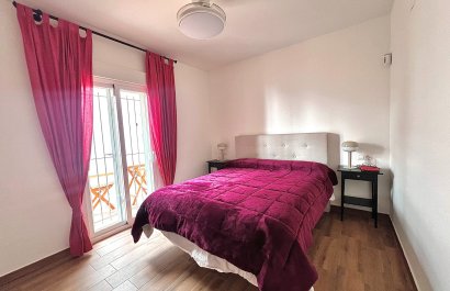 Segunda mano - Apartamento / piso -
Teulada