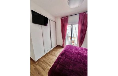 Segunda mano - Apartamento / piso -
Teulada