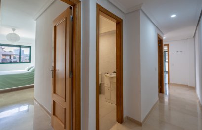 Odsprzedaż / Rynek wtórny - Mieszkanie -
Denia - Port