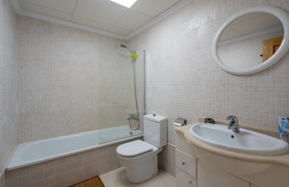 Odsprzedaż / Rynek wtórny - Mieszkanie -
Denia - Port