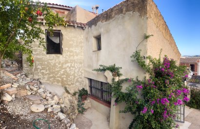 Segunda mano - Chalet independiente -
Callosa De Ensarrià