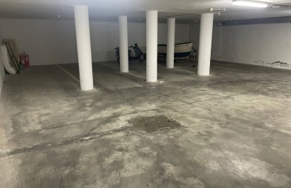 Segunda mano - Apartamento / piso -
Altea