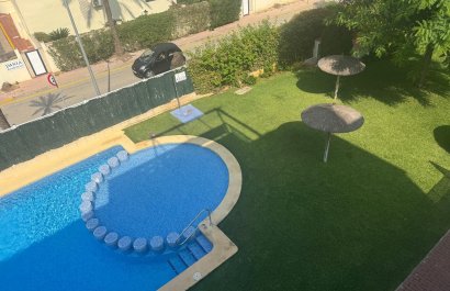 Segunda mano - Apartamento / piso -
Denia - Les Marines - Las Marinas