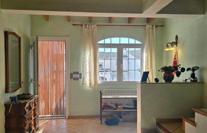 Segunda mano - Adosado -
Alfas del Pí