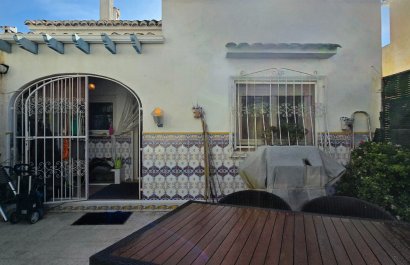 Segunda mano - Adosado -
Alfas del Pí