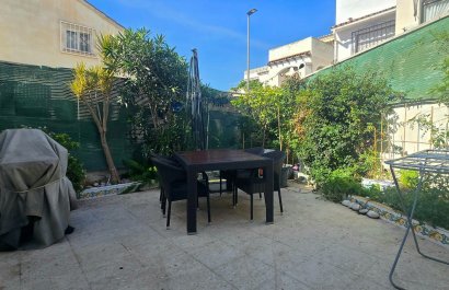 Segunda mano - Adosado -
Alfas del Pí