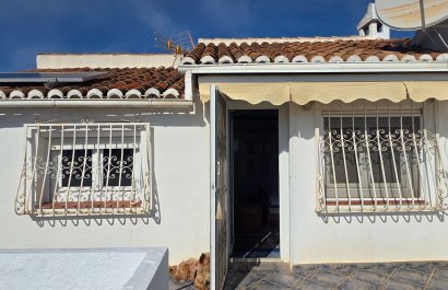 Segunda mano - Adosado -
Alfas del Pí