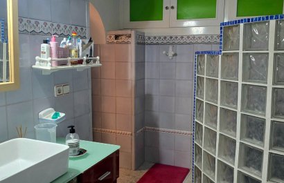 Segunda mano - Adosado -
Alfas del Pí