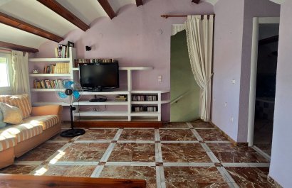 Segunda mano - Adosado -
Alfas del Pí