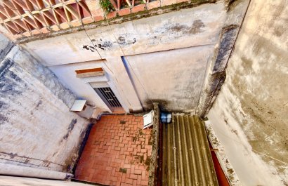 Segunda mano - Casa de pueblo  -
Vergel