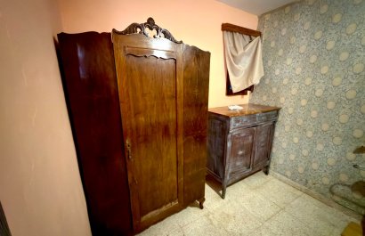 Segunda mano - Casa de pueblo  -
Vergel