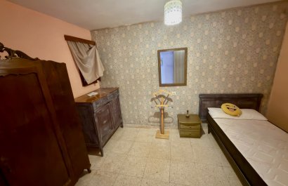 Segunda mano - Casa de pueblo  -
Vergel