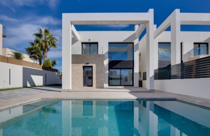 Obra nueva - Chalet independiente -
Torrevieja - Torrelamata - La Mata