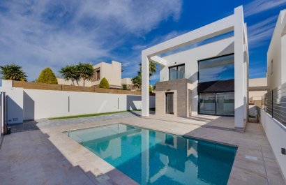 Obra nueva - Chalet independiente -
Torrevieja - Torrelamata - La Mata